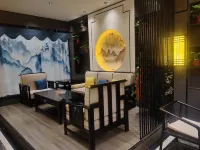 Wandu Century Haoting Hotel (Dengzhou Railway Station) - 2-Star