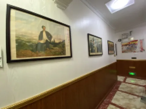 Red memory Inn Hotels in Danba