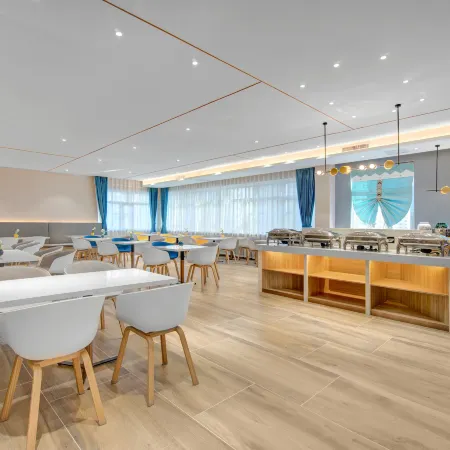 CHEERMAY HOTELS (Harbin Songbei Shimao Avenue Ice and Snow World Store) Отели рядом с достопримечательностью «Больница Харбина Чэньфэна по гемангиоме»