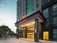 Vienna Hotel (Fengcheng Fengkuang)