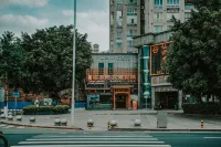 One leaf and one flower Hotel Hotels near Chongqing Information Technology College