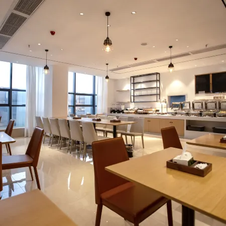 City Comfort Inn Hotel (Jiayu Development Avenue)