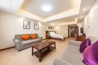 Super 8 Hotel (Suining Xishan Road High Speed Railway Station)