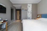 Home Inn (Weihai Kunming Road Tourist Dock Weigao Plaza) Hotels in Weihai