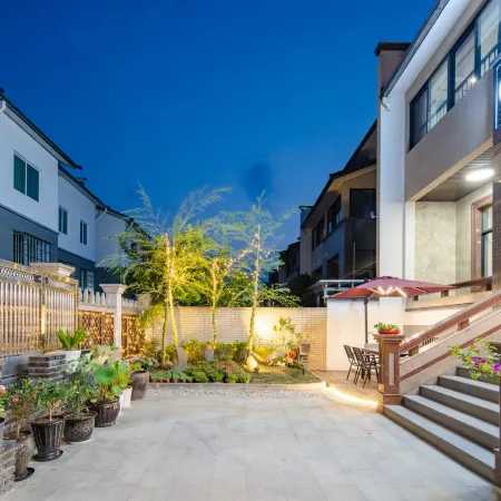 Qianyue Guesthouse