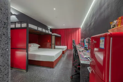 Huaji Fancho E-sports Hotel (Jiaozuo University Branch)