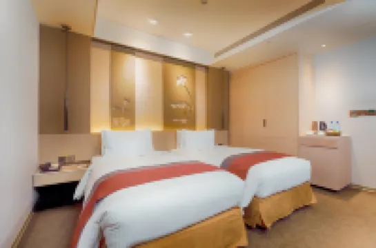 Green World Hotel Grand Nanjing Hotellit kohteessa Zhongshan District