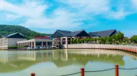 Yixing Shenshangu Resort Hotel (Dajue Temple Yunhu Scenic Area)