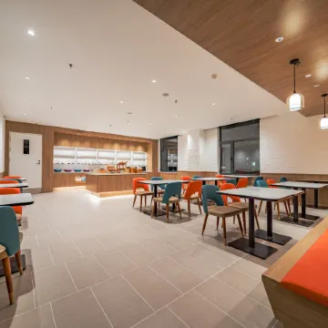 HanTing Hotel (Fu County Changhe Building)