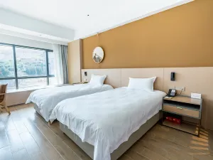 ZheRong MinJiang Hotel