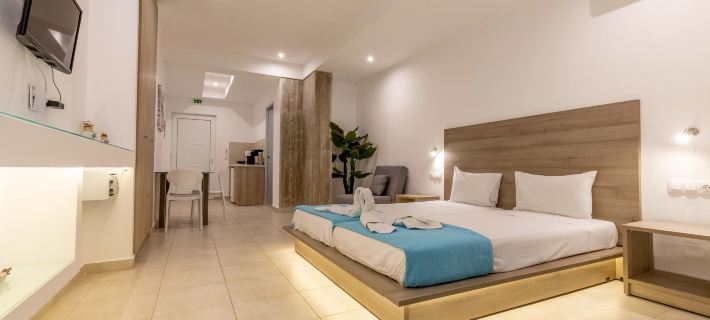 Stay Helios Hotels in Kallithea