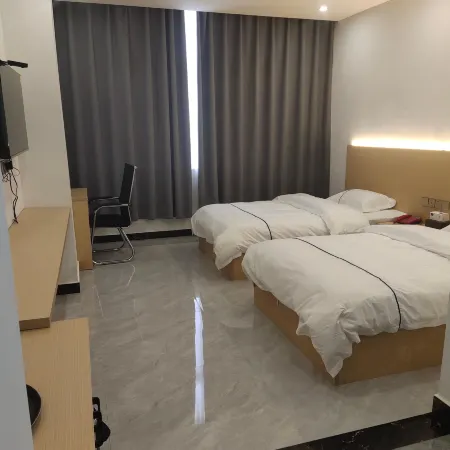 Pengze Xingchen Business Hotel