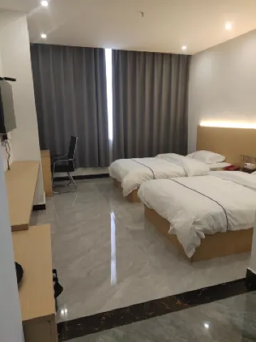 彭澤星晨商務賓館 鄰近張家山水庫的酒店