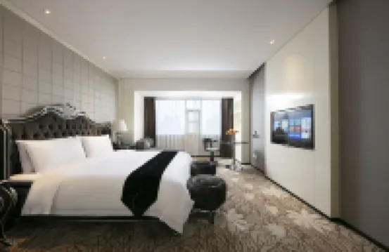 Zhengzhou  Aishang Hotel ( CBD Convention and Exhibition Center East Shilipu Subway Station)