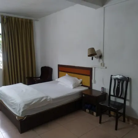 Laibin Jiqing Hotel