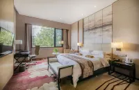 Tianzhan Hot Spring Resort Hotel di Lu County