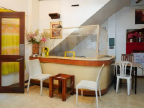 C Star Travellers Inn オスロブのホテル