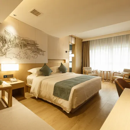 Sanxian Lake Light Hotel