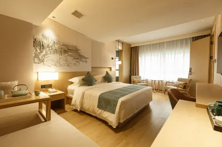 Sanxian Lake Light Hotel Отели рядом с достопримечательностью «Jingdezhen Ceramic Vocational Technical College»