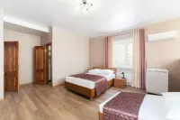 Chetyire Sezona Hotel Hotels in Samara