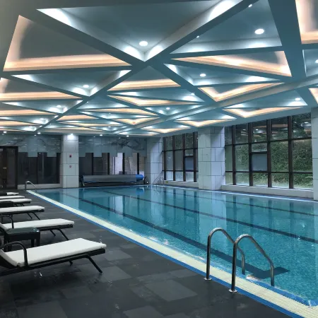Leisure-Mountain Hotel & Resort