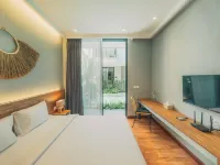 Bestah Coliving Hotels near Renon