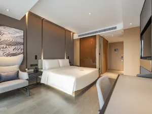 Atour Hotel Cixi Huanchuang Aegean New City Avenue