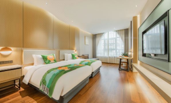 Zhongnan Lion King Resort Hotel