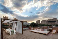 Sansheng Baijianli B&B (Aksu Old Street Night Market)