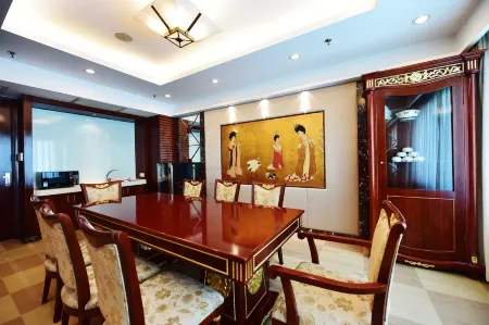 Xiulan Hotel Отели рядом с достопримечательностью «Baoding Bus Changchengchang Station»