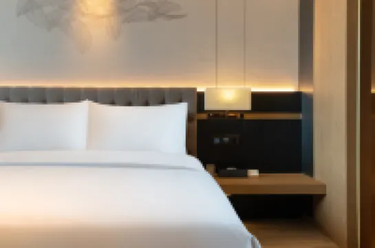 喬治莫蘭迪飯店（淄博柳泉路中潤大道店）