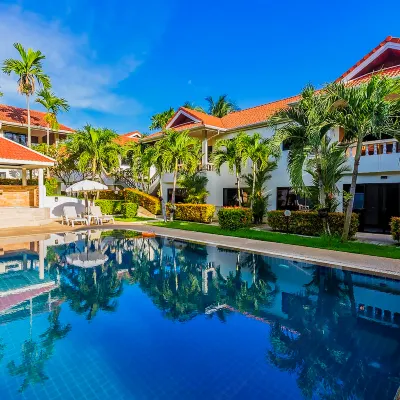 Phuket Riviera Villas Отели рядом с достопримечательностью «Мыс Промхтеп»