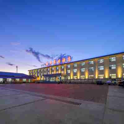 Holiday Hotel Ulan Butong Heron Hotel Exterior