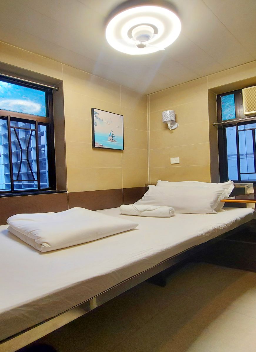 Apple Hostel