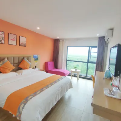 Huaqianshu Youth Hotel (Guilin Liangjiang International Airport Branch) Hotels near Guilin Liangjiang International Airport