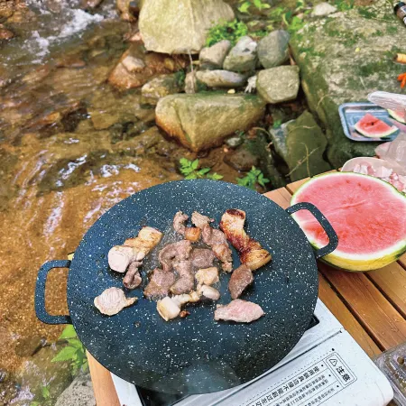 Anji Senyu WILDWOOD Luxury Travel Paid Card Tent Campground (Dongling Branch, Zhejiang Grand Canyon) Отели рядом с достопримечательностью «Donglingcun»