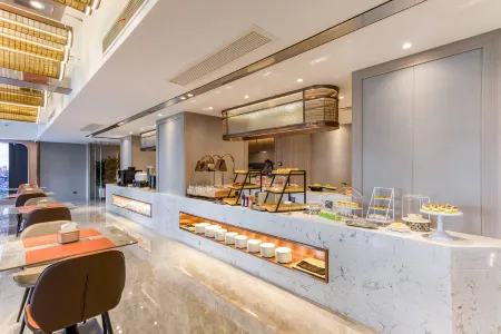 Kuytun Duku Highway Renjoy Hotel