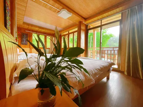 Longji Terrace Binlaiyue Homestay (Jinfoding Cable Car Dian)