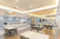 Liuyang Nanyang Xintian Hotel - Bjergudsigt