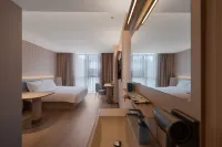 HanTing Hotel (Qianxi Station Jinjie Plaza)