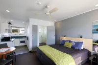 ASURE Fountain Resort Motel Hotels in 