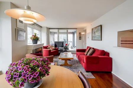 LXY Condo Отели рядом с достопримечательностью «Maple Tree Square»