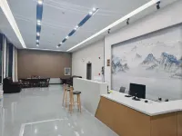 潤舒飯店（尋甸民族團結廣場店） - 停車場