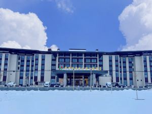 Changping Hot Spring Water Park Theme Hotel