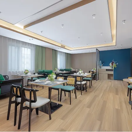 Days Inn Xingtai Zhongxing West Street Gymnasium Tianlecheng Store