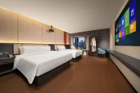 Luxe Hotel (Yiyang City College Branch)