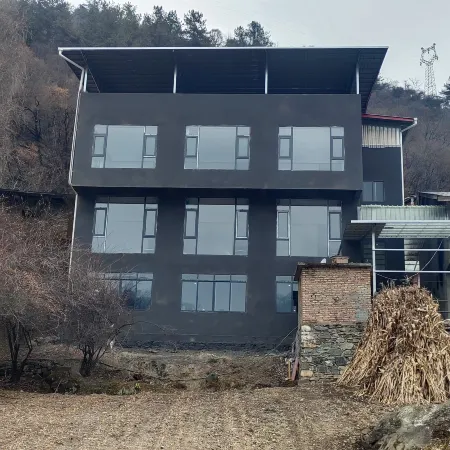 Fushan Light Luxury Homestay Отели в г. Баосин