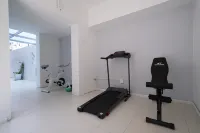 千璽飯店（上海世博園成山路地鐵站店）