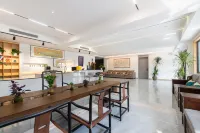 雲台山幾何輕奢智能民宿（岸上服務區店）