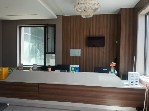 Saiguan Homestay (Sailimu Lake East Gate Visitor Center)